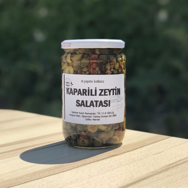 Kaparili Zeytin Salatası